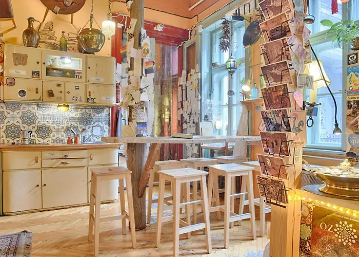 Lavender Circus Hostel, Doubles & Ensuites Budapest
